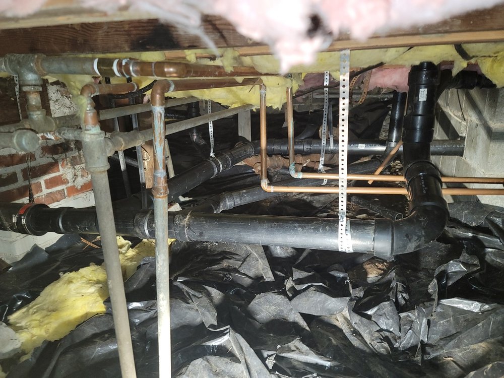 Professional Plumbing offers pipe coating services in Lynnwood, WA. Protect and extend the life of your pipes with durable, non-invasive solutions.