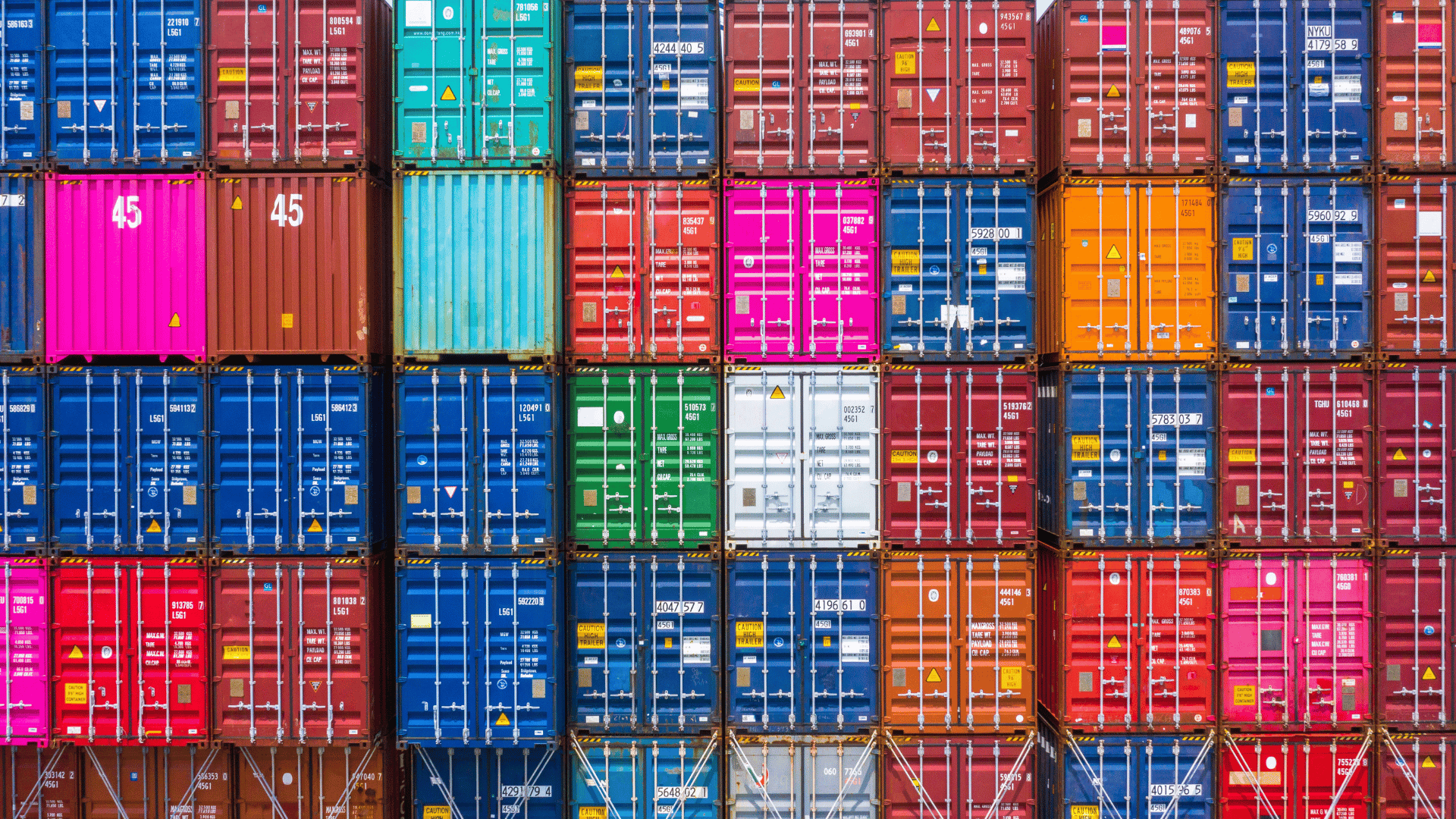 Port and shipping delays affect the supply chain in import and export