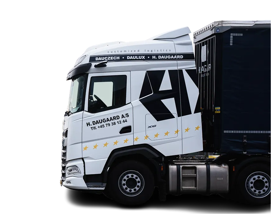 Hvid H. Daugaard-lastbil med trailer til specialtransport