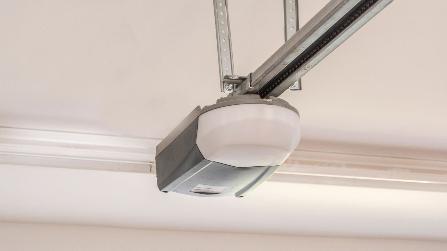 Choosing the Right Garage Door Material