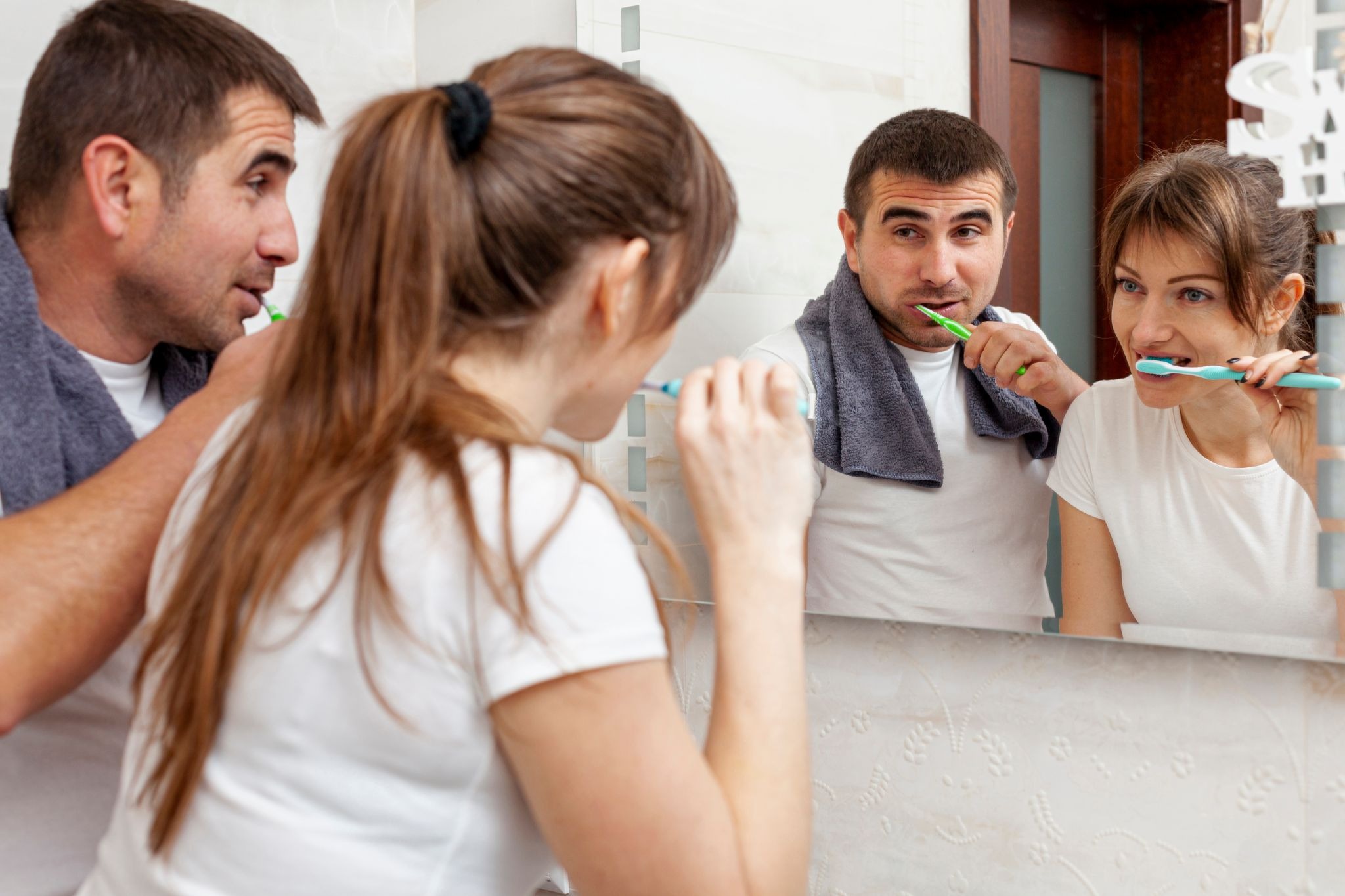 Early Symptoms of Gum Disease Many People Ignore