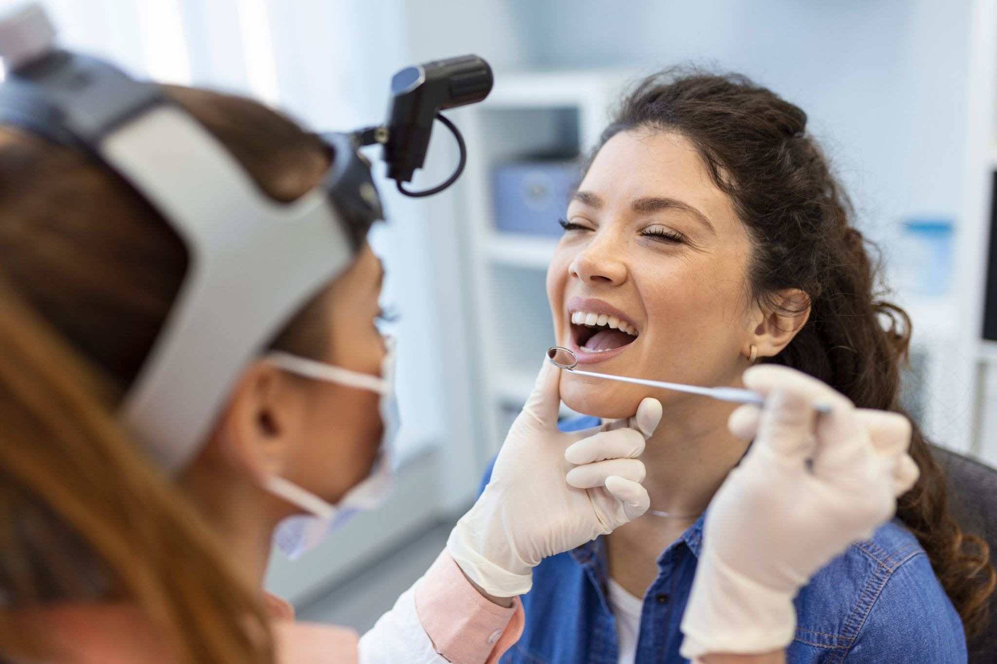 What Are the Benefits of Choosing Dental Implants?