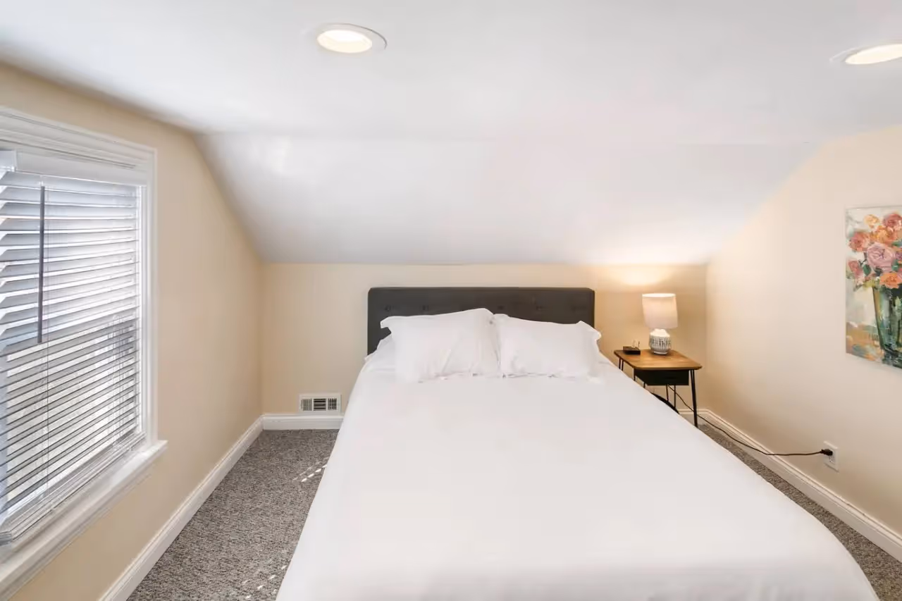 110 East Sunnyside Ave 8.jpg