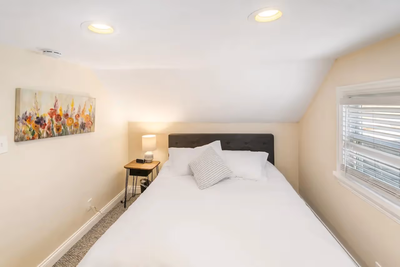 110 East Sunnyside Ave 6.jpg