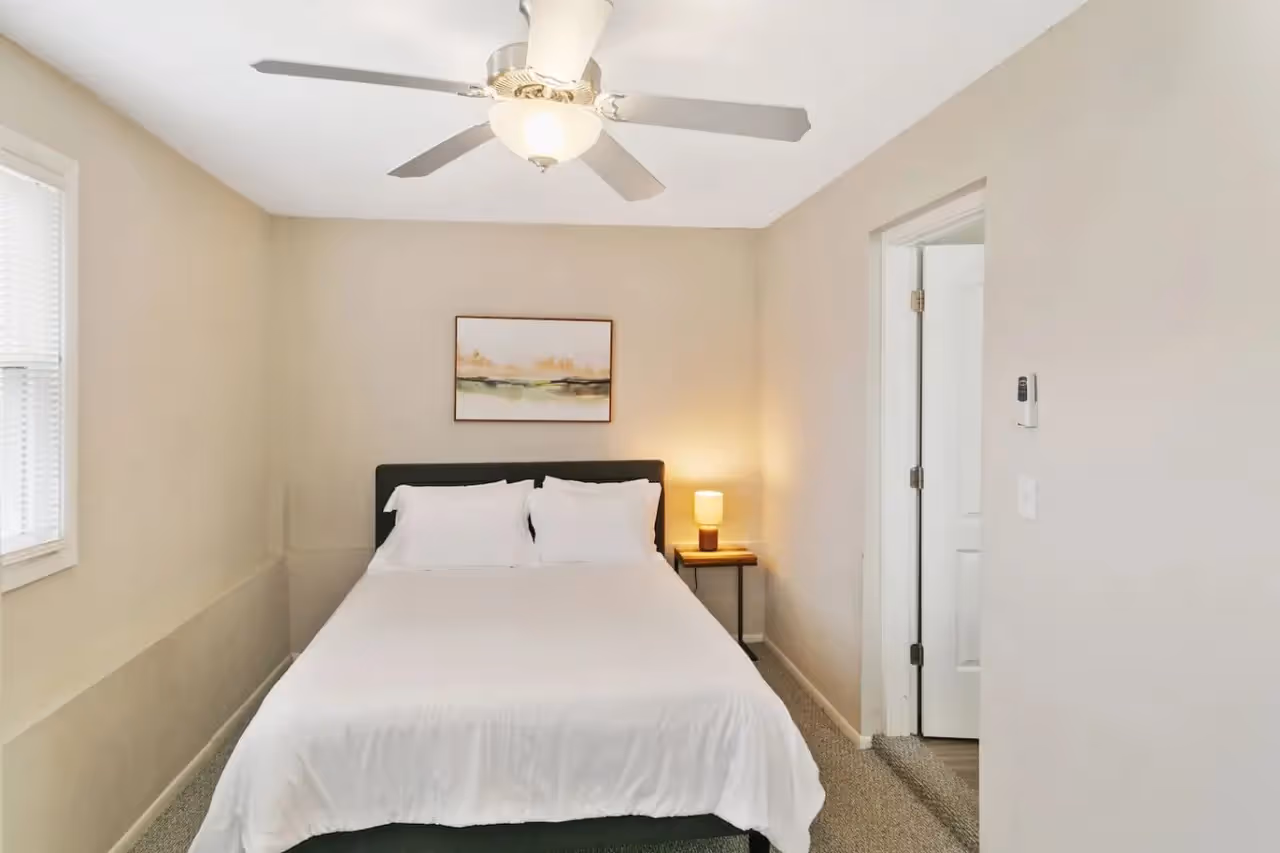 112 Sunnyside 7.jpg