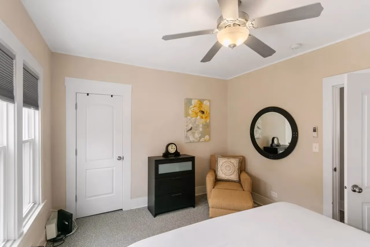 112 Sunnyside 6.jpg