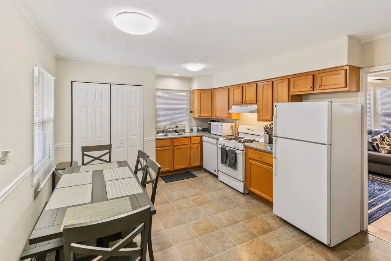 1319 Westmoreland 2.jpg