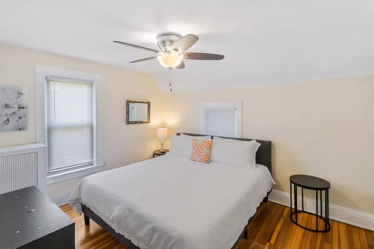 219 West Park Ave 11.jpg