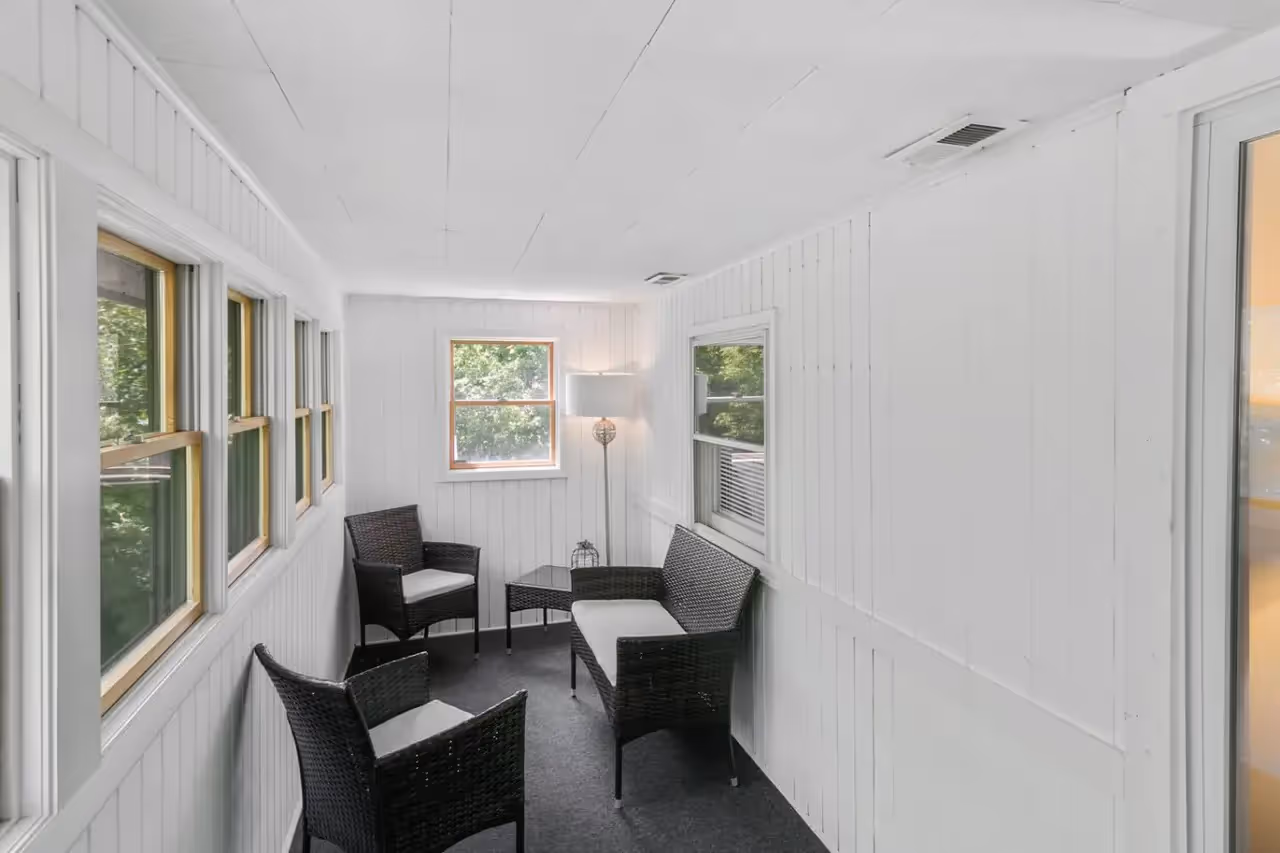 225 West Park Ave apt 3.jpg