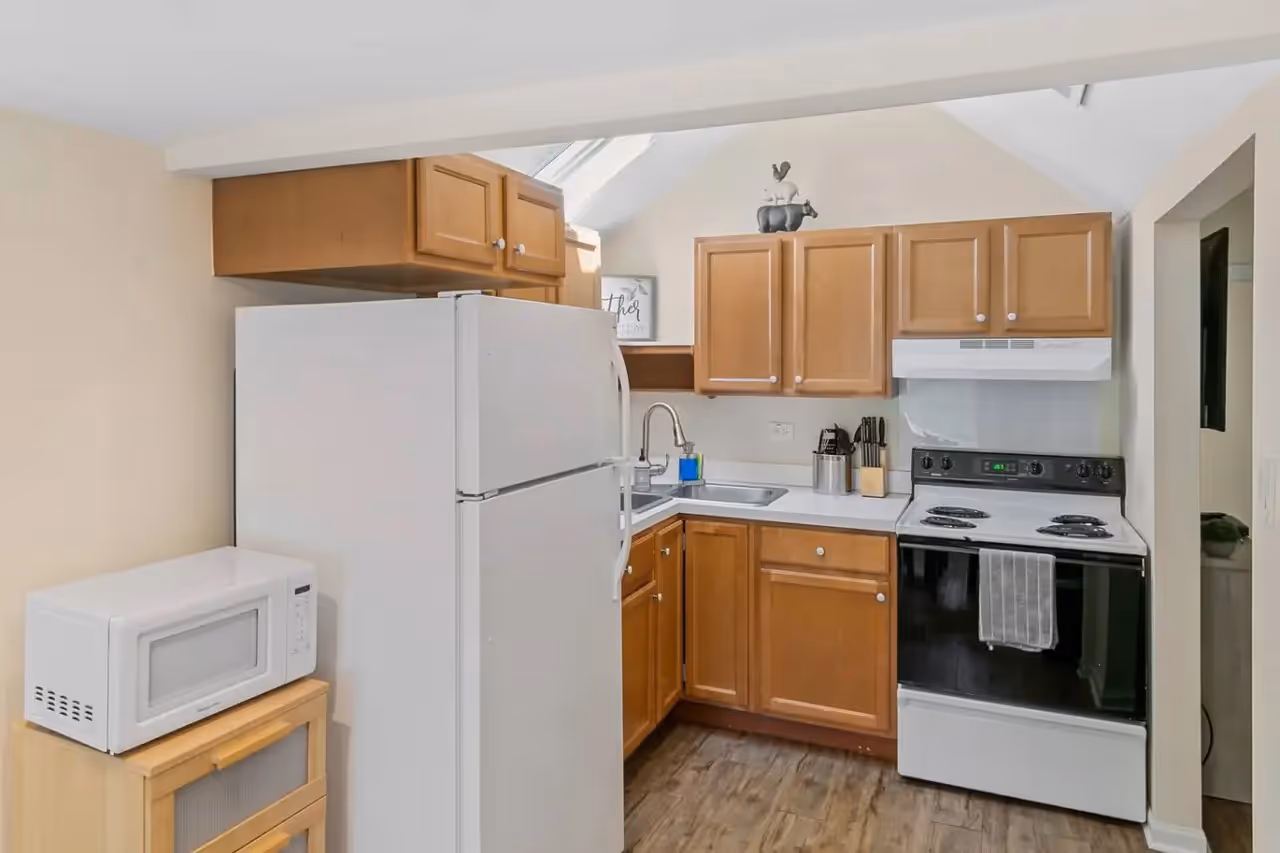225 West Park Ave apt 2.jpg