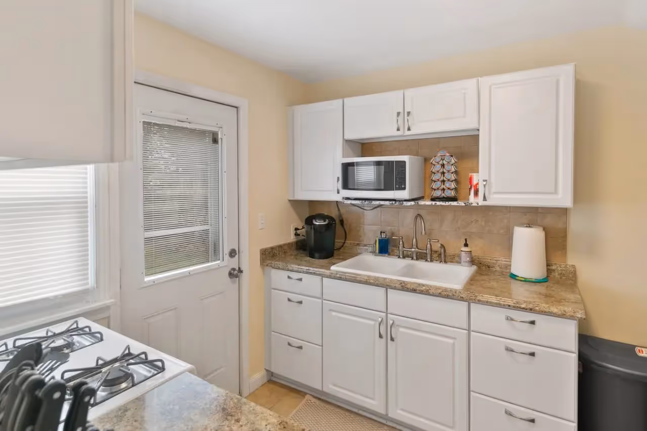 234 Prairie Ave 5.jpg