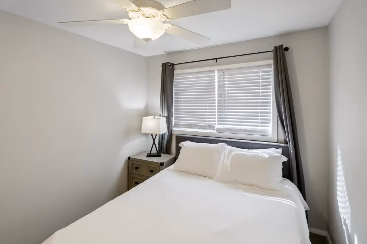 251 Harding Ave 20.jpg