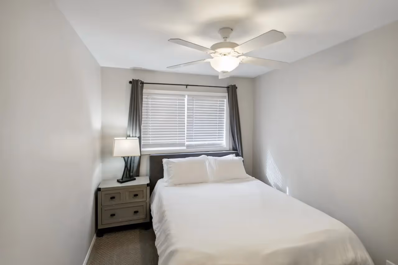 251 Harding Ave 23.jpg