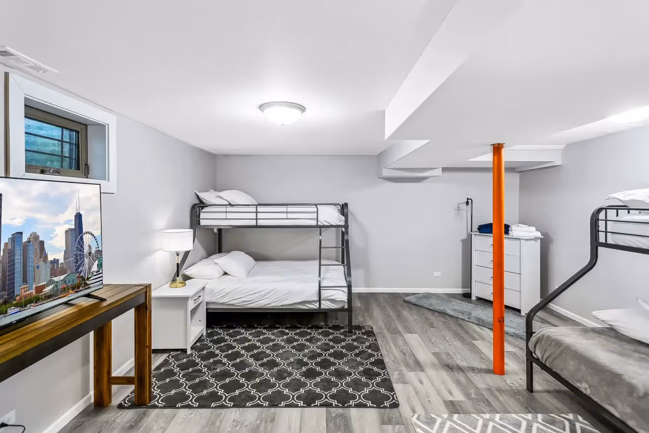 251 Harding Ave 27.jpg