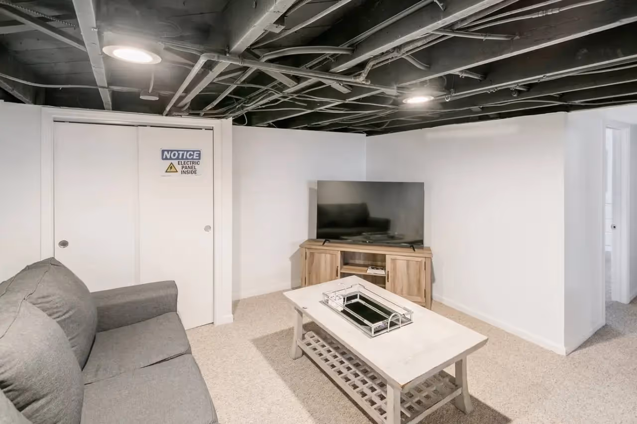 301 West Park Ave 1A 12.jpg