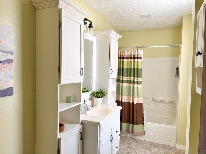 https://upcdn.io/W23MTH6/image/uploads/2025/07/16/4jeGc8Jo52-whole%20bath.JPG?f=avif&w=900&h=500&fit=cover&quality=60