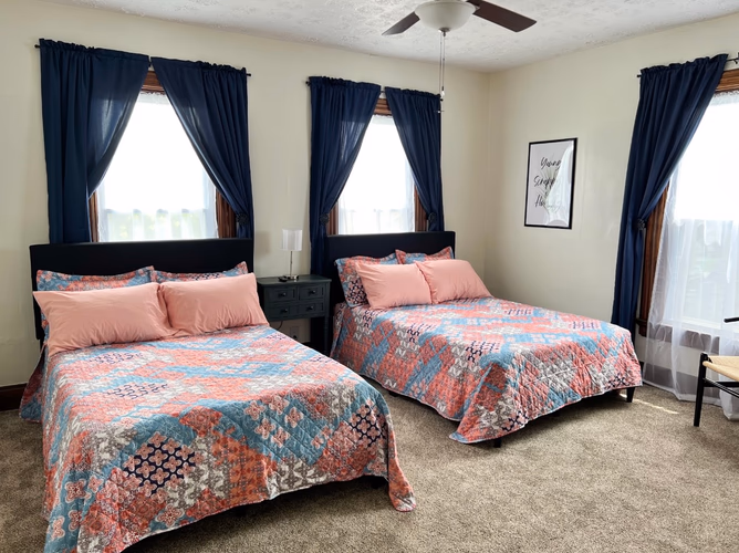 https://upcdn.io/W23MTH6/image/uploads/2025/07/16/4jeGc8Nj95-full%20bedroom.JPG?f=avif&w=900&h=500&fit=cover&quality=60