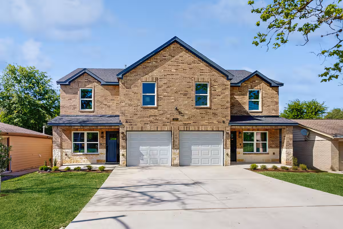 New Built House with Style  ..B..