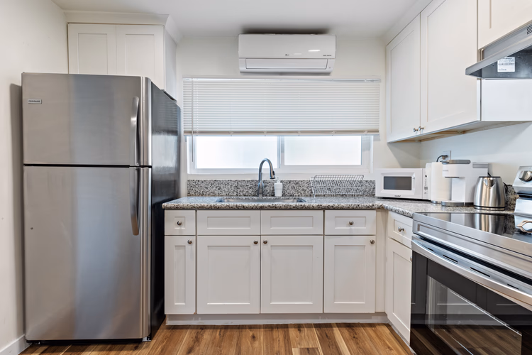 https://upcdn.io/W23MTH6/image/uploads/2025/07/19/4jdyjQU9Fm-41-print-227B-10.jpg?f=avif&w=900&h=500&fit=cover&quality=60