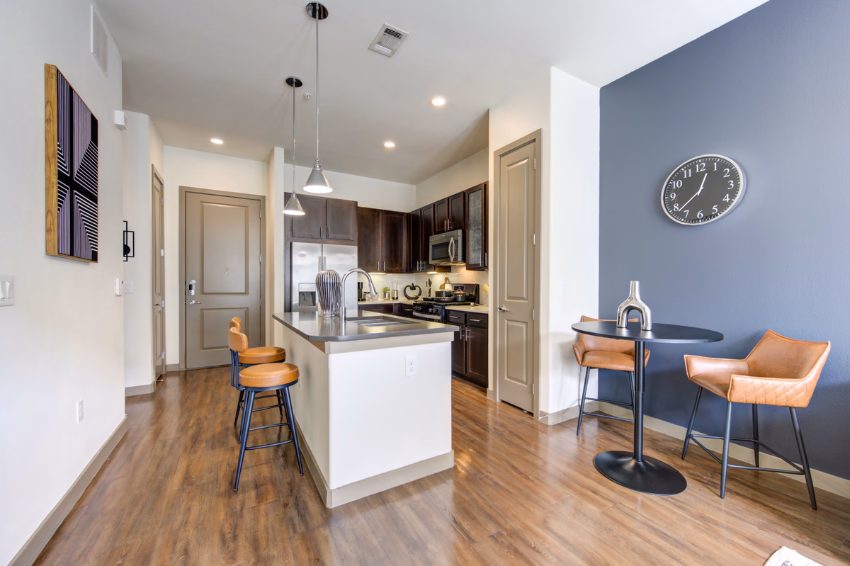 Energy Corridor  Executive Suite