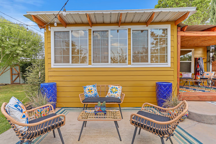 https://upcdn.io/W23MTH6/image/uploads/2025/07/21/4jdcW3vu9A-40-web-or-mls-IMG_7528.jpg?f=avif&w=900&h=500&fit=cover&quality=60