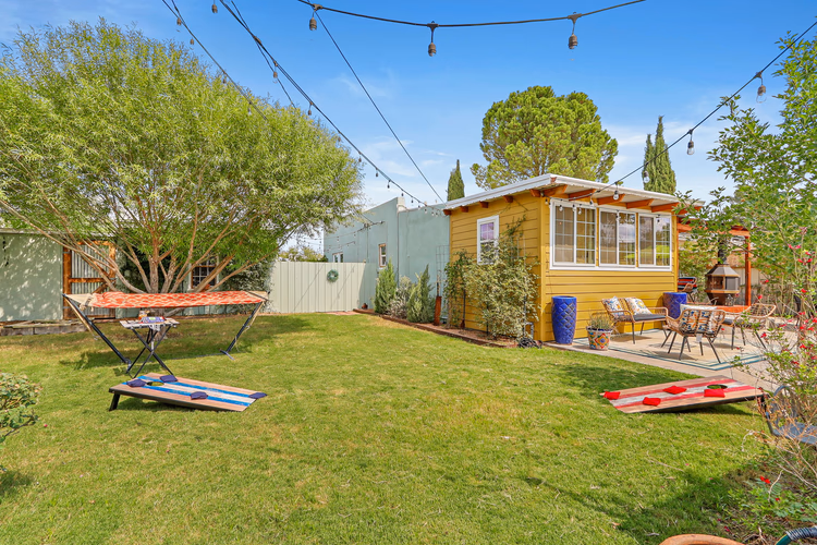 https://upcdn.io/W23MTH6/image/uploads/2025/07/21/4jdcVnYb4h-48-web-or-mls-IMG_7605.jpg?f=avif&w=900&h=500&fit=cover&quality=60