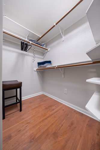 https://upcdn.io/W23MTH6/image/uploads/2025/07/22/4jdUtyGjAP-009_interior_-_2278_12.jpg?f=avif&w=900&h=500&fit=cover&quality=60