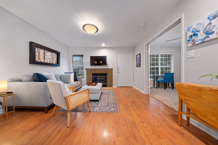 https://upcdn.io/W23MTH6/image/uploads/2025/07/22/4jdUtyAwL9-019_interior_-_2359_275.jpg?f=avif&w=900&h=500&fit=cover&quality=60