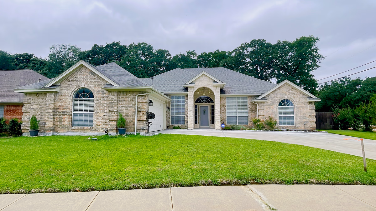 Heritage Gorgeous - 4br 2.5b
