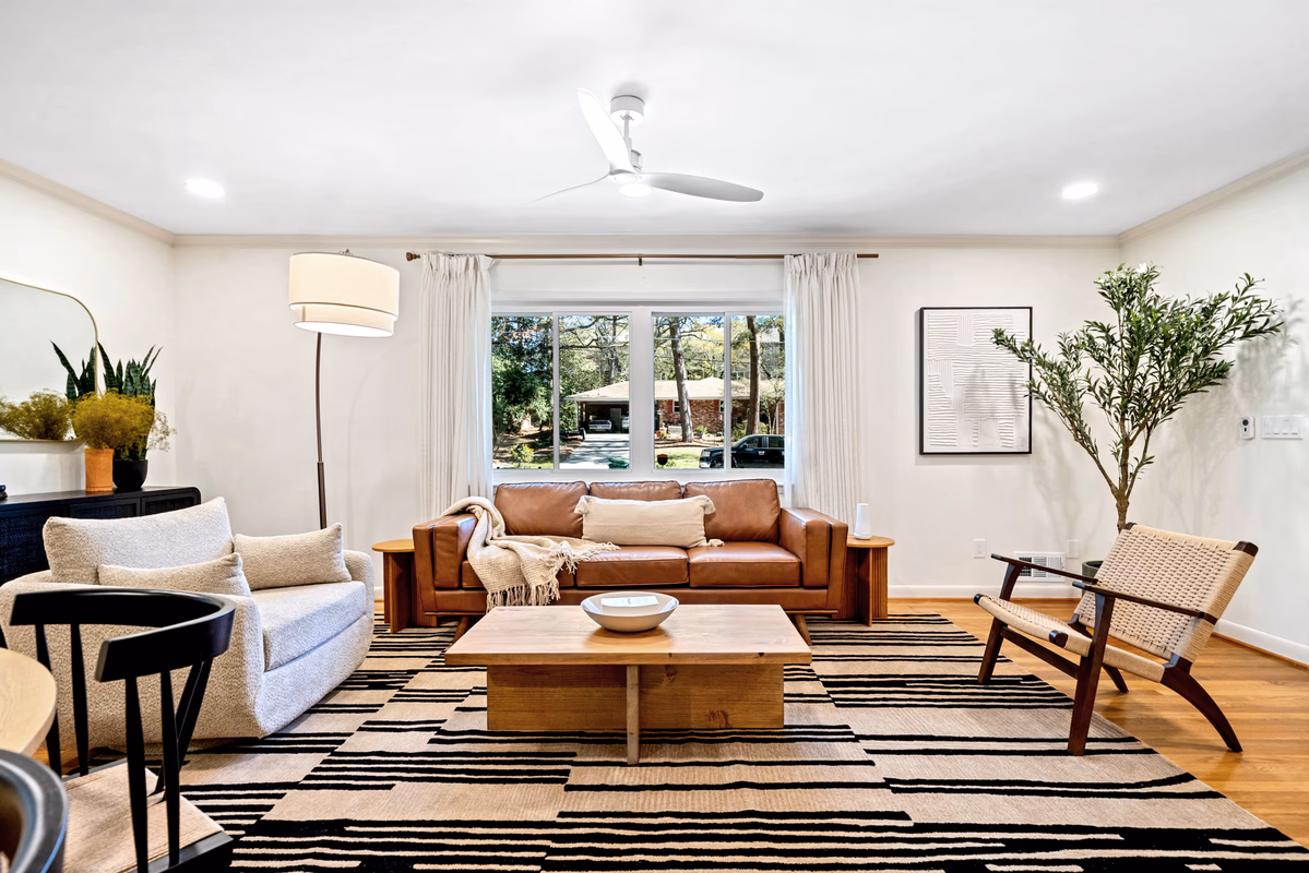 Large Family Rental | Sleeps 12 | EV+ Pet Friendly