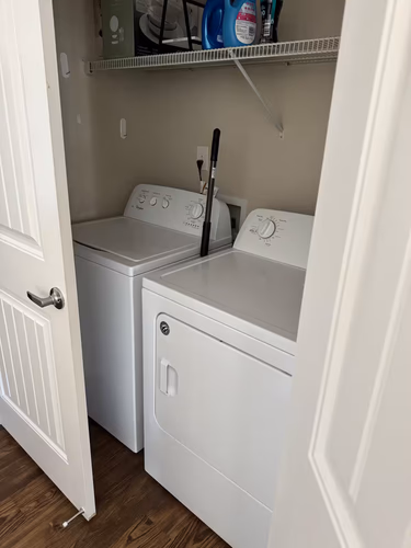 https://upcdn.io/W23MTH6/image/uploads/2025/07/28/4jci56rKDG-washer.avif?f=avif&w=900&h=500&fit=cover&quality=60