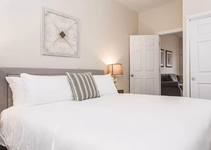 https://upcdn.io/W23MTH6/image/uploads/2025/07/31/4jcPaFN22h-311%20West%20Park%20Ave%20House1.jpg?f=avif&w=900&h=500&fit=cover&quality=60