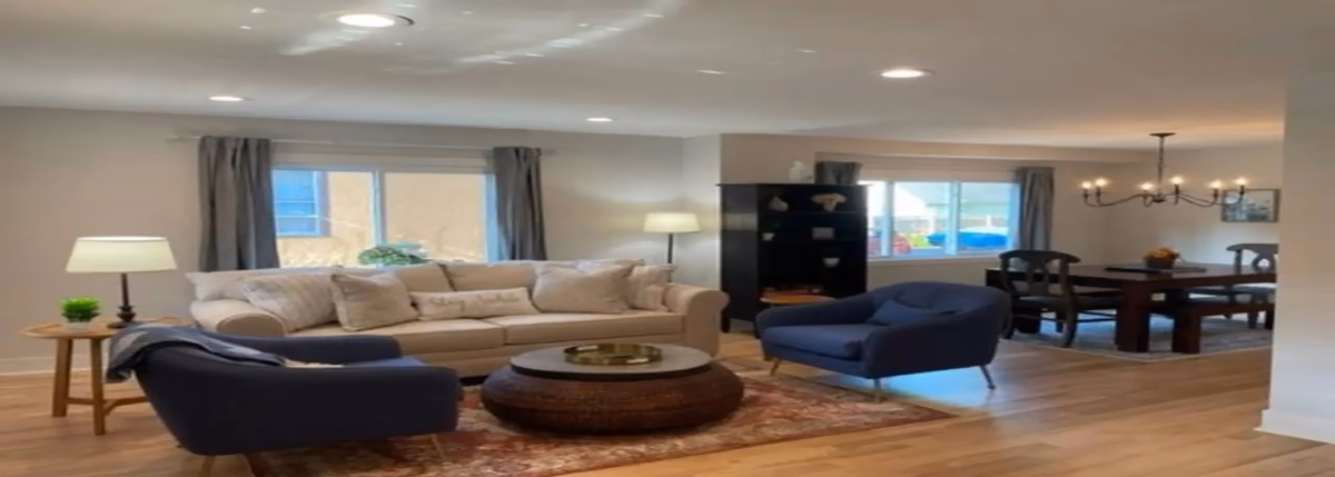 Modern 4 Bedroom, 2.5 bath House in Libertyville