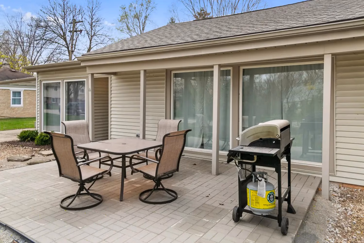 https://upcdn.io/W23MTH6/image/uploads/2025/07/31/4jcNva94Jr-841%20Rockland32.jpg?f=avif&w=900&h=500&fit=cover&quality=60