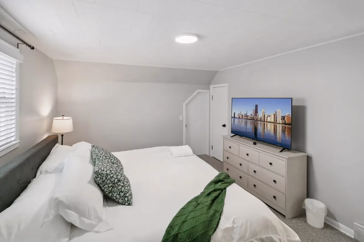 https://upcdn.io/W23MTH6/image/uploads/2025/07/31/4jcPXS2eFS-314%20North%20Avenue17.jpg?f=avif&w=900&h=500&fit=cover&quality=60