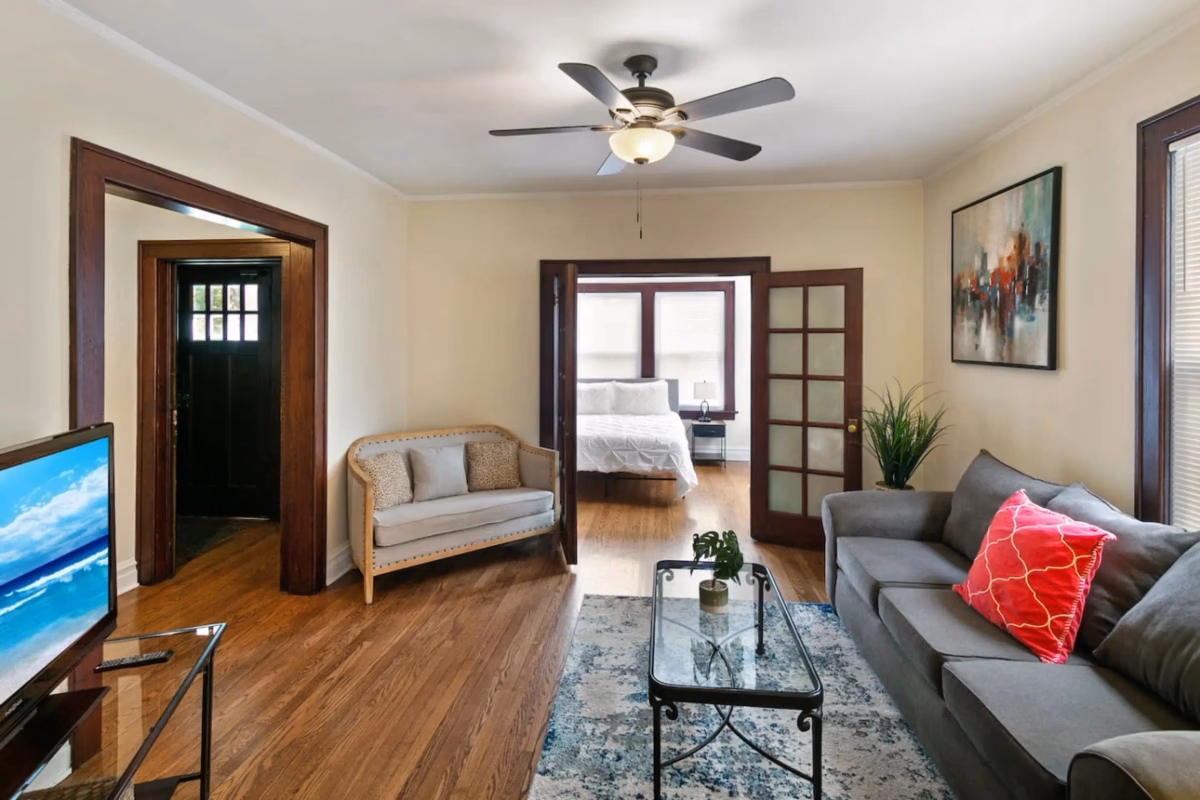 Perfect family spot near Great Lakes Naval Base!