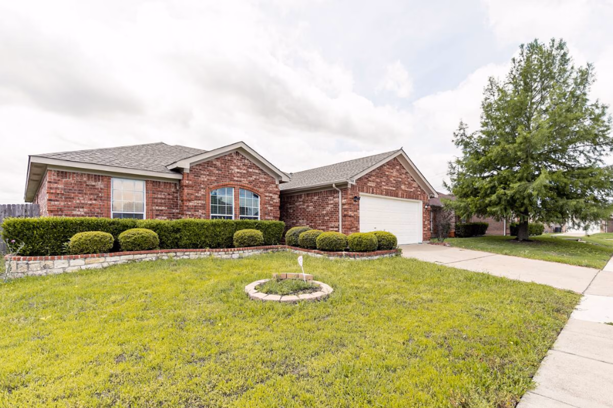 Arlington TX 76018 3/2 Home