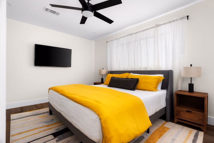 https://upcdn.io/W23MTH6/image/uploads/2025/08/05/4jbeRyv3Kj-3-web-or-mls-DSC09437.jpeg?f=avif&w=900&h=500&fit=cover&quality=60