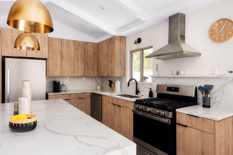 https://upcdn.io/W23MTH6/image/uploads/2025/08/05/4jbeRyu1CQ-2-web-or-mls-DSC09575.jpeg?f=avif&w=900&h=500&fit=cover&quality=60