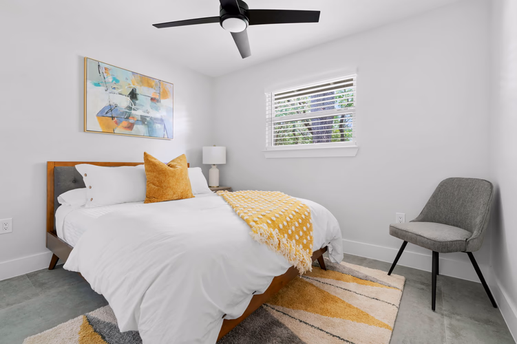 https://upcdn.io/W23MTH6/image/uploads/2025/08/05/4jbeMYKfBE-30-web-or-mls-DSC06492.jpg?f=avif&w=900&h=500&fit=cover&quality=60
