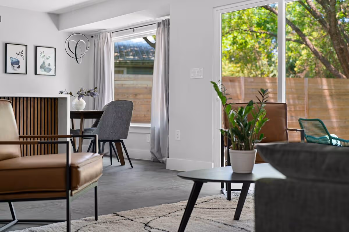 Modern Urban Haven - Close to Everything