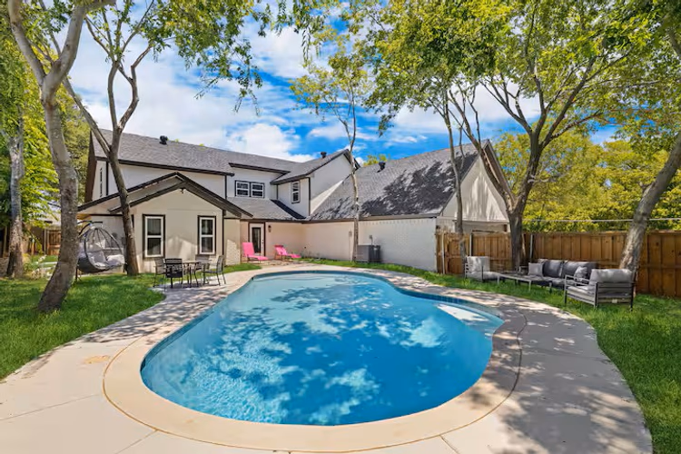 https://upcdn.io/W23MTH6/image/uploads/2025/08/08/4jbMYeWfAp-FB%20pool.jpg?f=avif&w=900&h=500&fit=cover&quality=60
