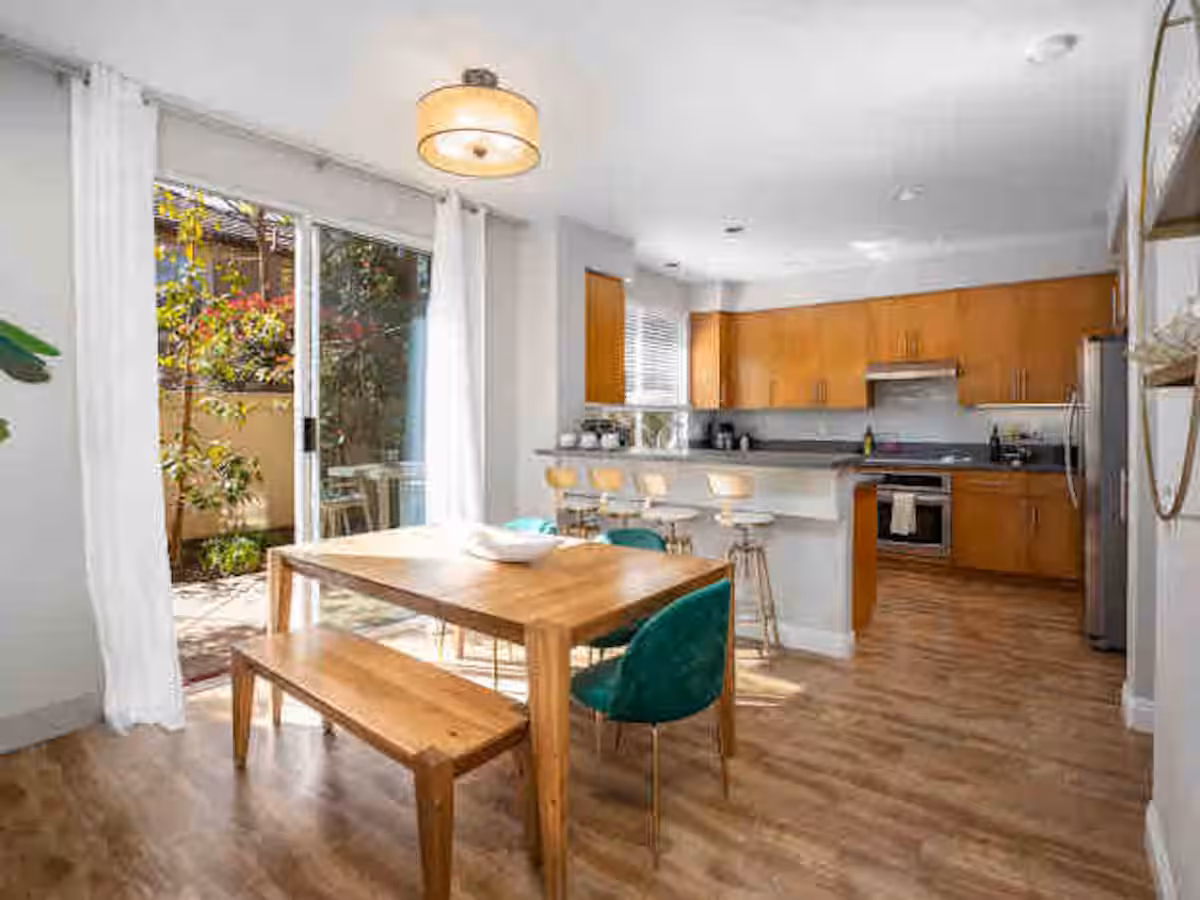 Chic & Cozy 3 Bedroom