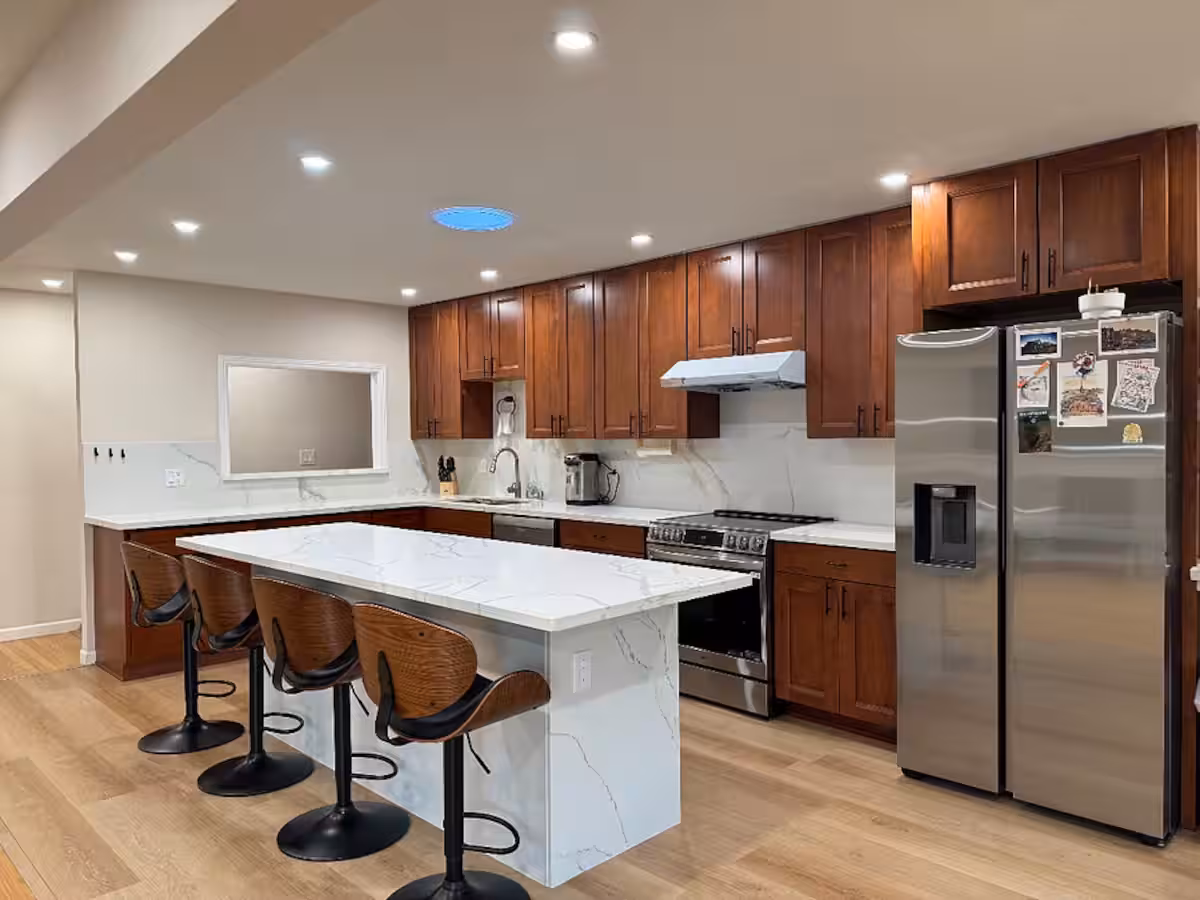 Cozy home with natural sunlight minute from Kaiser