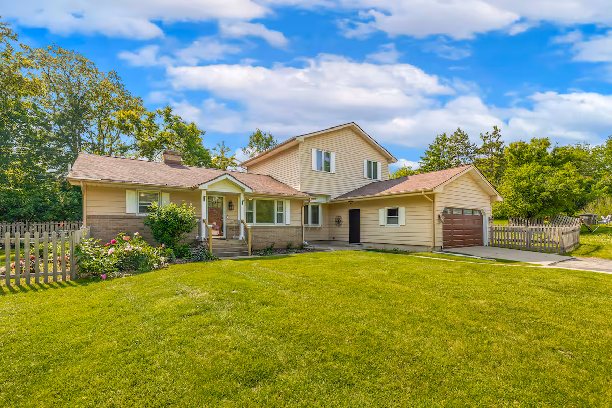 4 bedroom, 2 bath home with attached garage