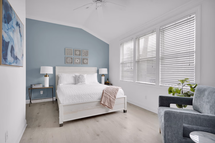 https://upcdn.io/W23MTH6/image/uploads/2025/08/26/4jYyfqizED-006-12519thAvenueSouth-JacksonvilleBeach-FL-32250-SMALL.jpg?f=avif&w=900&h=500&fit=cover&quality=60