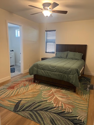 https://upcdn.io/W23MTH6/image/uploads/2025/08/26/4jYsDXjbE6-bedroom%202%20front.jpg?f=avif&w=900&h=500&fit=cover&quality=60
