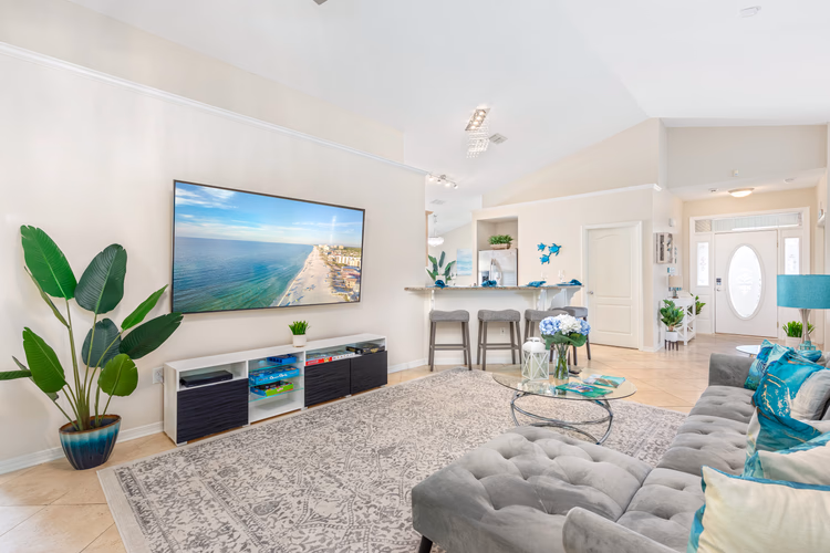 https://upcdn.io/W23MTH6/image/uploads/2025/08/27/4jYr5LZV9R-moore_real_estate_photo-16.jpg?f=avif&w=900&h=500&fit=cover&quality=60