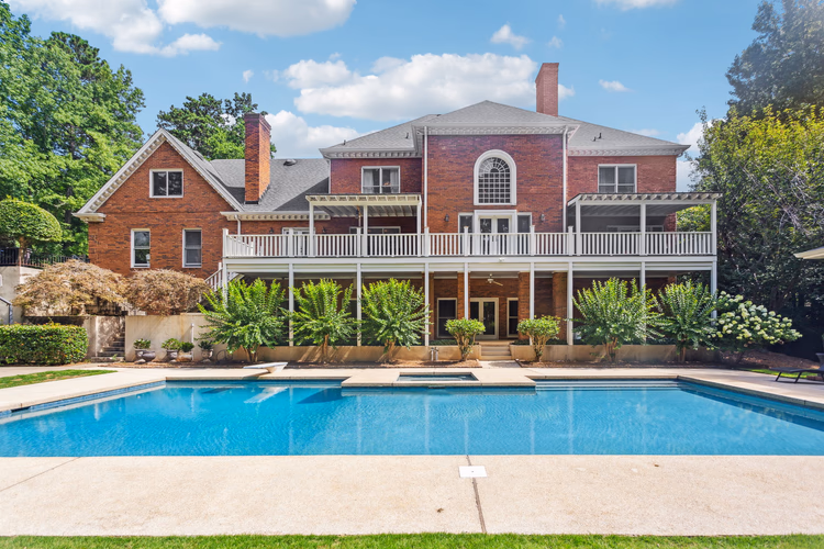 https://upcdn.io/W23MTH6/image/uploads/2025/08/29/4jYWiTFR9G-5311%20Slater%20Mill%20Cir%20Douglasville%20GA-%20043.jpg?f=avif&w=900&h=500&fit=cover&quality=60