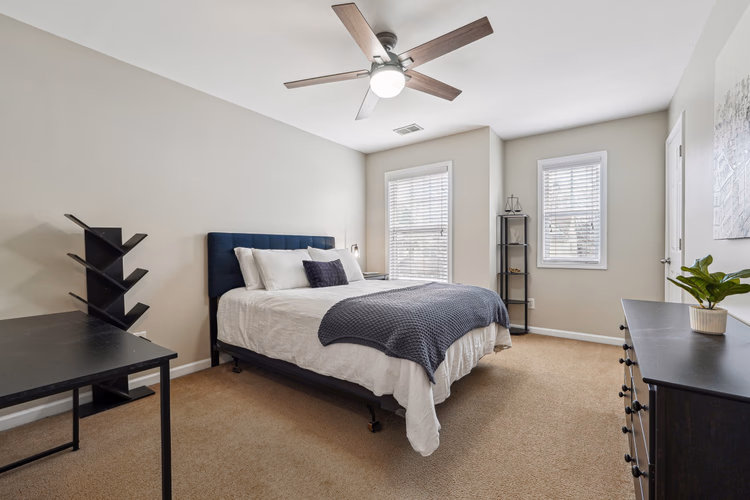 https://upcdn.io/W23MTH6/image/uploads/2025/08/29/4jYWX2jq5b-013%20-%20396%20grenier%20terrace%20ne%20lawrenceville%20ga.jpg?f=avif&w=900&h=500&fit=cover&quality=60